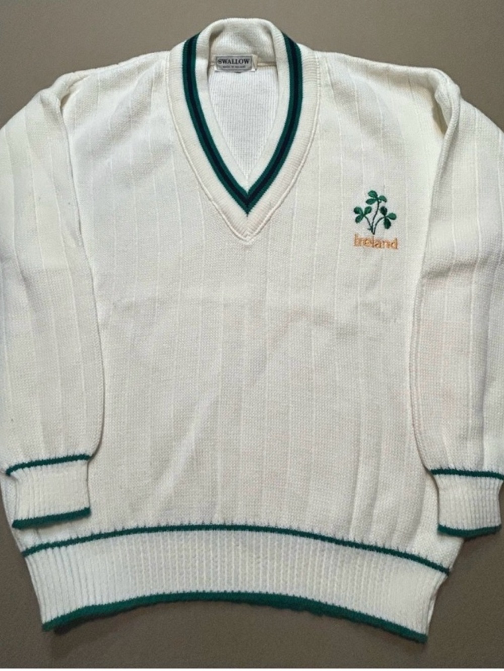 Vintage Ireland V-Neck Sweater 100% Acrylic. Made in Ireland. Unisex Size Medium